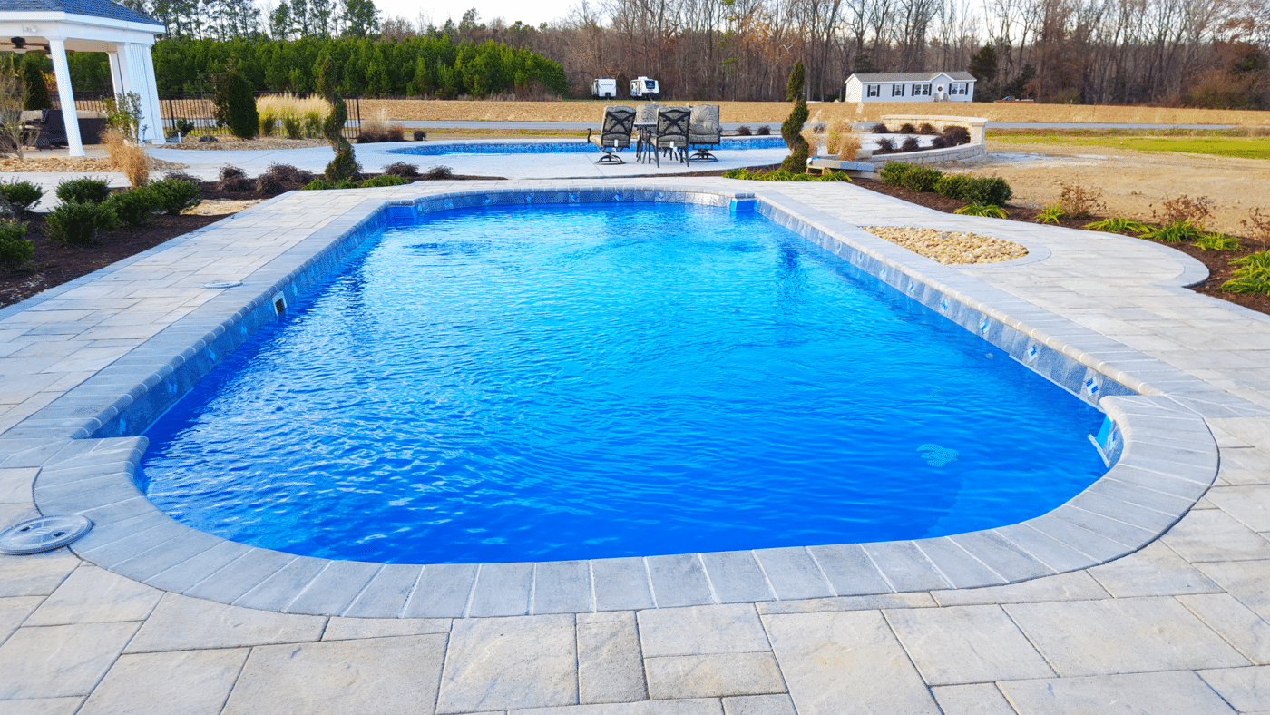 Roman End L Series fiberglass pool 