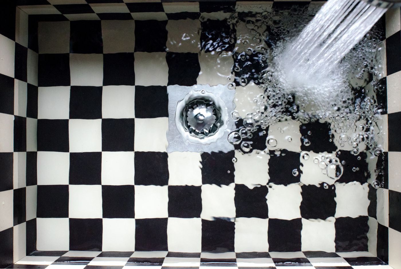 checkered-sink-drain