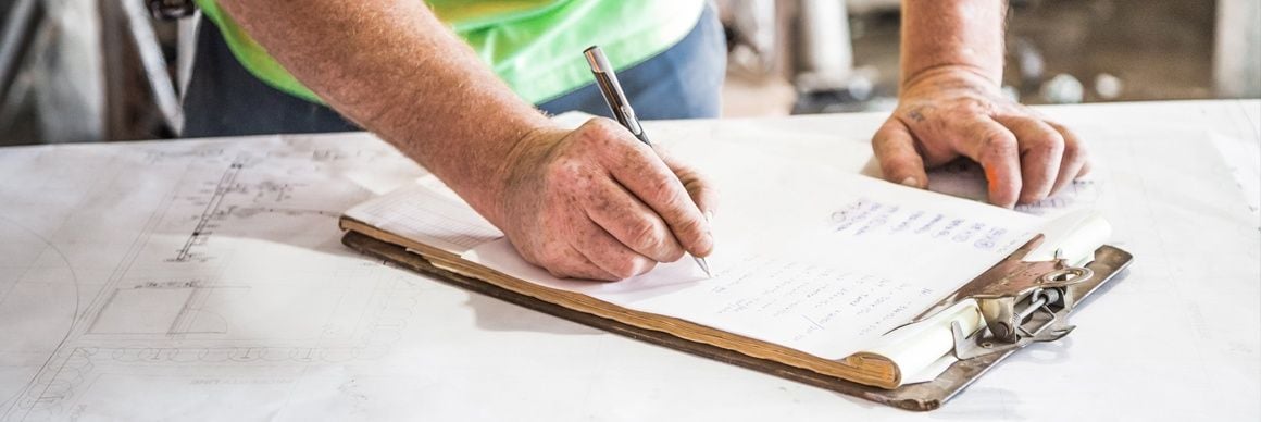 construction-worker-writing