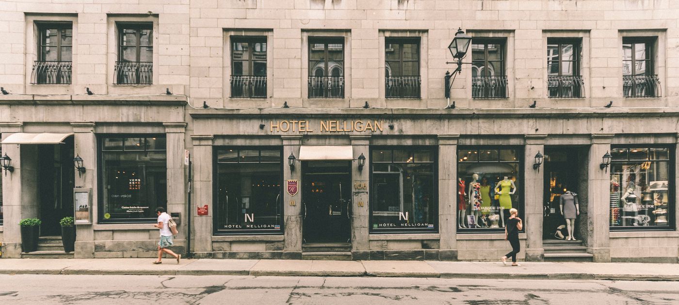 sidewalk-storefront