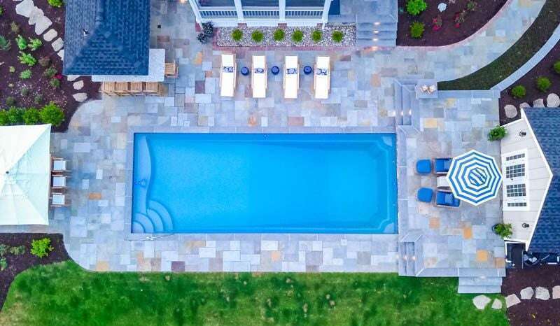 how long do fiberglass pools last