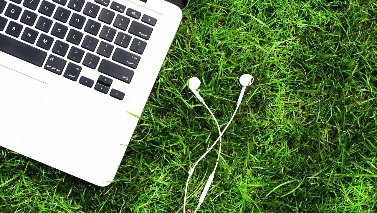 how to extend wi-fi to your pool deck or patio area-1