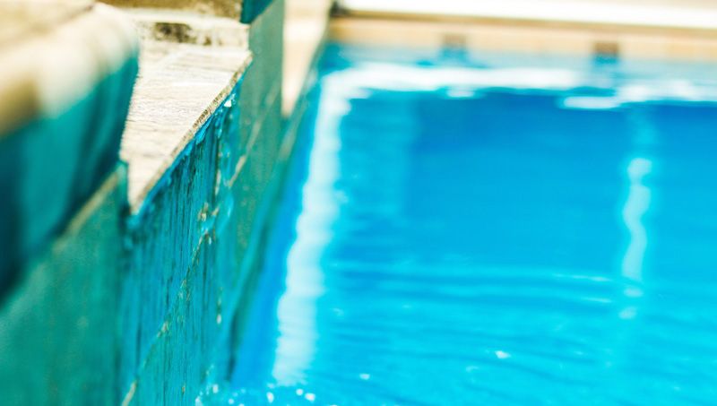inground swimming pool